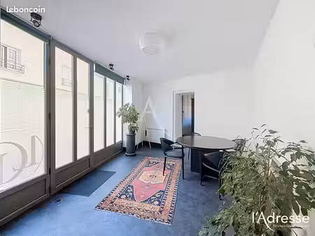local commercial 47 m² saint avertin