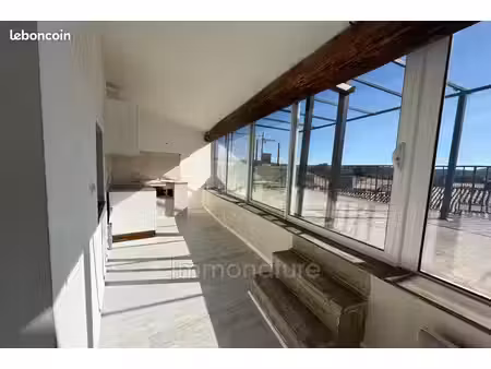 loft 1 pièce 53 m²