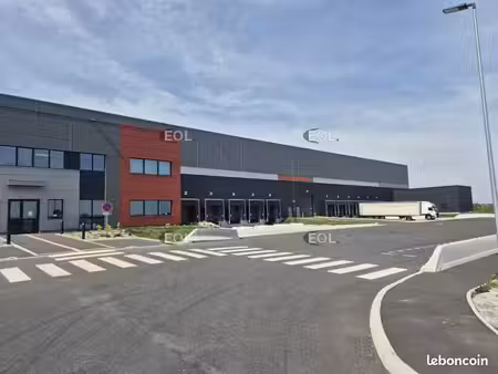 local logistique 7 534 m²