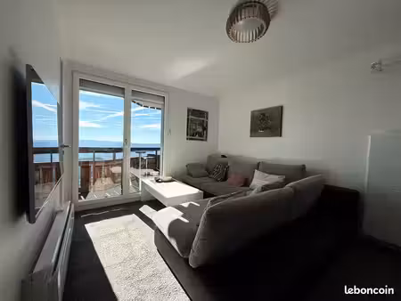 prapoutel – superbe t2 cabine rénové  skis aux pieds  calme  grand balcon 7 m² et vue vall
