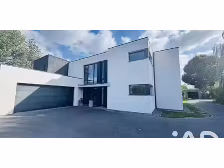 propriété avec piscine nord est - santes (59)