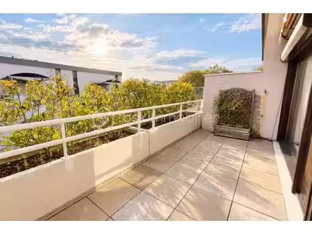duplex de 64 m² à voisins-le-bretonneux