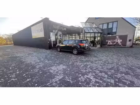 petit magasin à louer à genk pour € 6.000