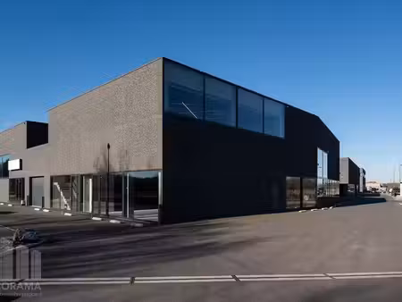 bâtiment d’entreprise à louer à kampenhout pour € 2.850