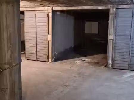 parking box sous-terrain centre ville montpellier proche gare polygone