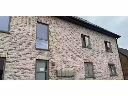 app. rez-de-chaussée à louer à steenhuize-wijnhuize pour € 900 avec 2 chambres à coucher