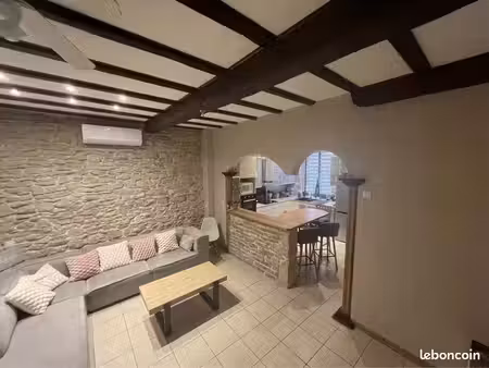 bel appartement à st alban de roche