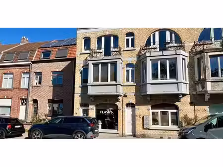 usage mixte à vendre à assebroek pour € 359.000 avec 2 chambres à coucher