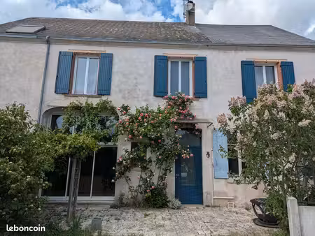 maison 4 chambres 250m2
