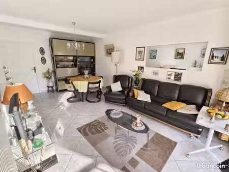 a vendre appartement t3 st claude
