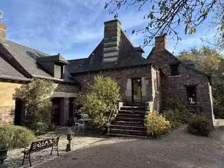 vente maison à montfort-sur-meu (35160) : à vendre / 350m² montfort-sur-meu