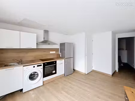 studio neuf entièrement meublé