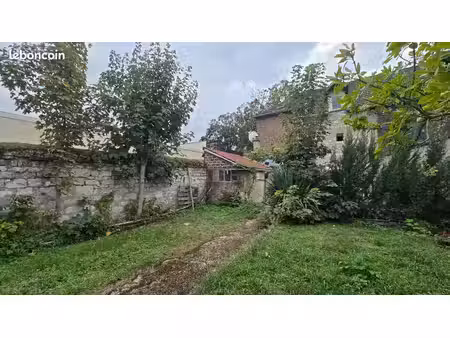 maison 4 pièces 75 m²