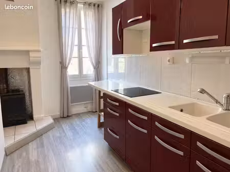 appartement 1 pièce 71 m²