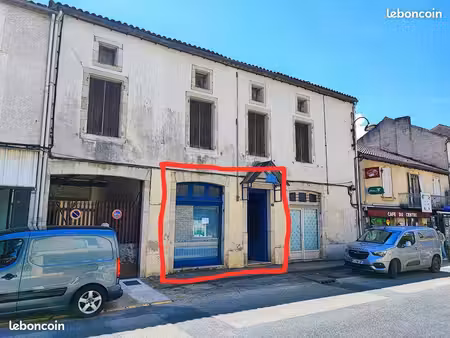 location local commercial idéale profession libéral plein centre de prayssac