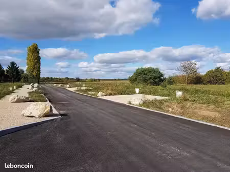 terrain saint-benoît-sur-loire