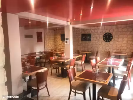 restaurant bar licence 4