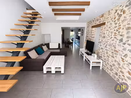 maison de ville 4 pièces 82 m²