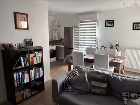 t2 à vendre