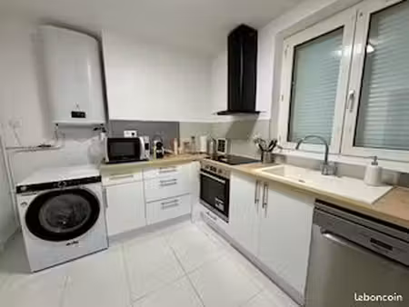 t4 meublé de 67 m² – 3 chambres  2 balcons – cosne-cours-sur-loire – 750 cc