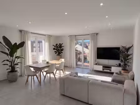 superbe appartement f3 neuf et très lumineux avec terrasse  balcon et garage
