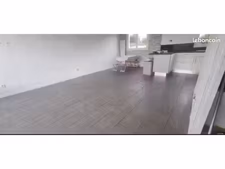 maison 4 pièces louée 750/mois