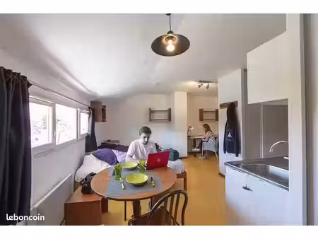 studio 1 pièce 18 m²