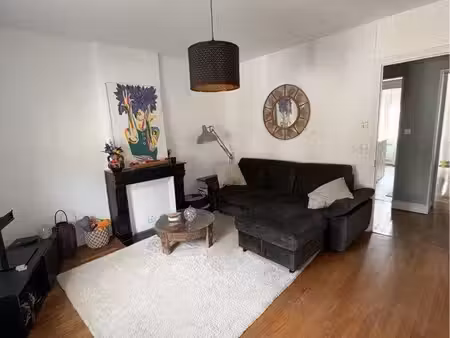 jarny très bel appart 65m2 + place privative