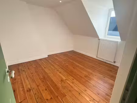 maison rénovée 104 05 m² – 4 chambres – dpe c – eu