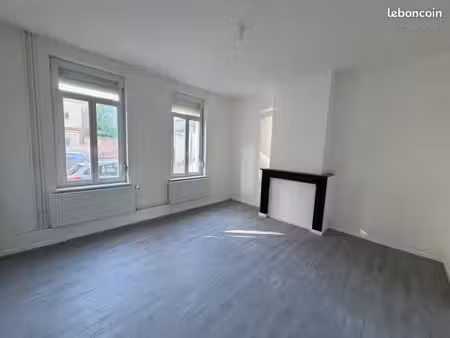 location maison mitoyenne de type 4 de 121 03 m² - onnaing