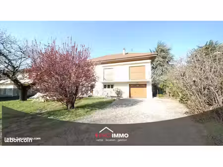 maison 5 pièces 109 m²