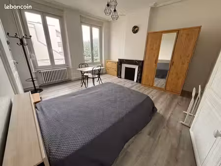 studio 1 pièce 24 m²