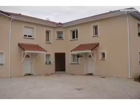 location t3 bourgoin jallieu