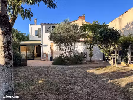 propriété 5 pièces 110 m²