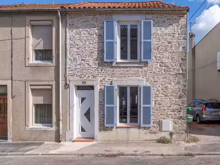 maison à louer – spacieuse et lumineuse 2 chambres