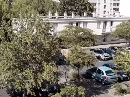 location appt tours 57 m2