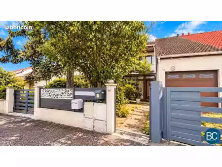 maison 5 pièces 120 m²