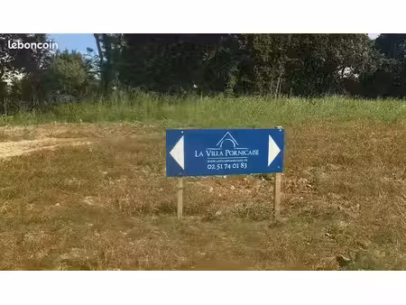 terrain 320 m² pornic