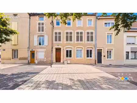 immeuble 15 pièces 436 m²