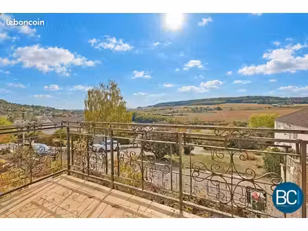 maison 8 pièces 150 m²