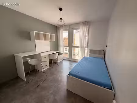 studio 1 pièce 18 m²