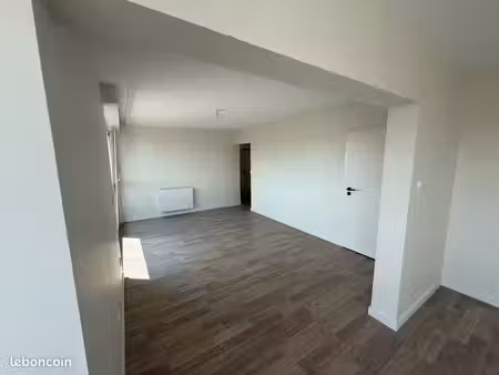 appartement f5 de 90 m² entièrement rénové