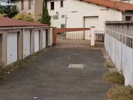 garage à louer
