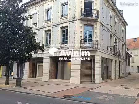 local commercial 184 m² tarbes