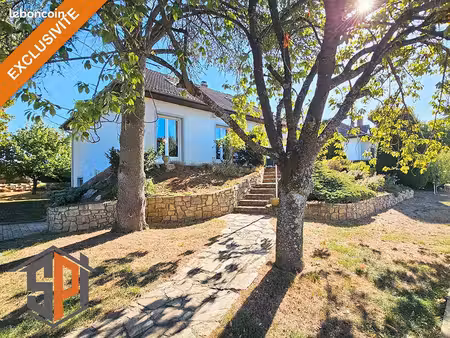 maison 9 pièces 181 m²