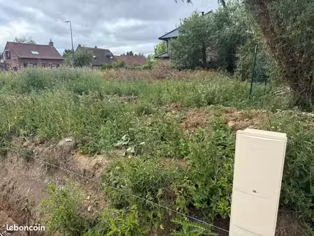 terrain de 562m2 borné et viabilisé