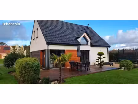maison . 4 pièces . 120m2