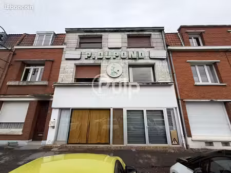 maison 9 pièces 350 m²