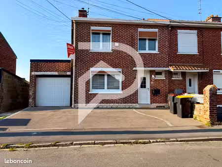 maison 4 pièces 93 m²