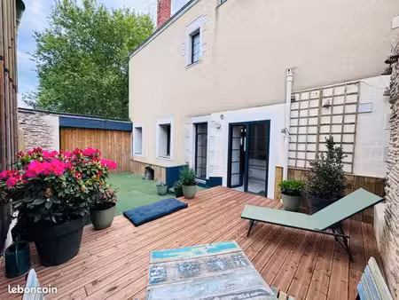 maison angers st jacques / chu
